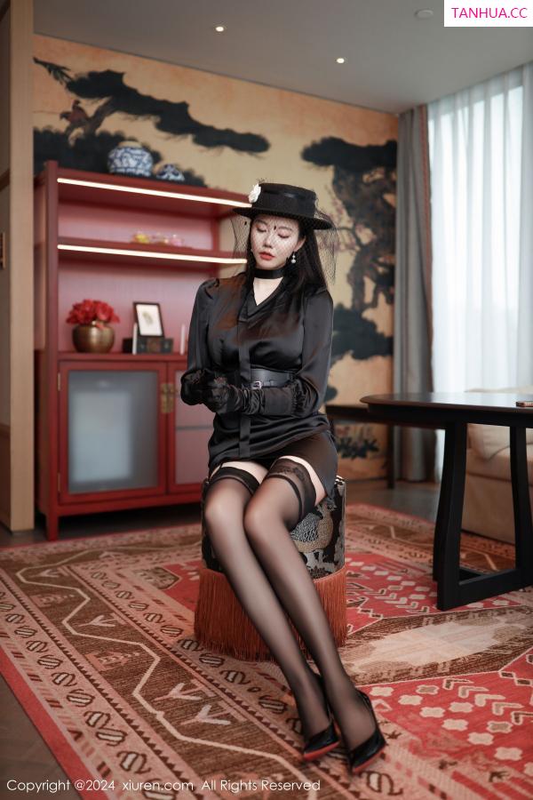 安然Maleah  [XiuRen]高清写真图 2024.08.20 No.9041 安然anran 黑丝美臀第4张图片